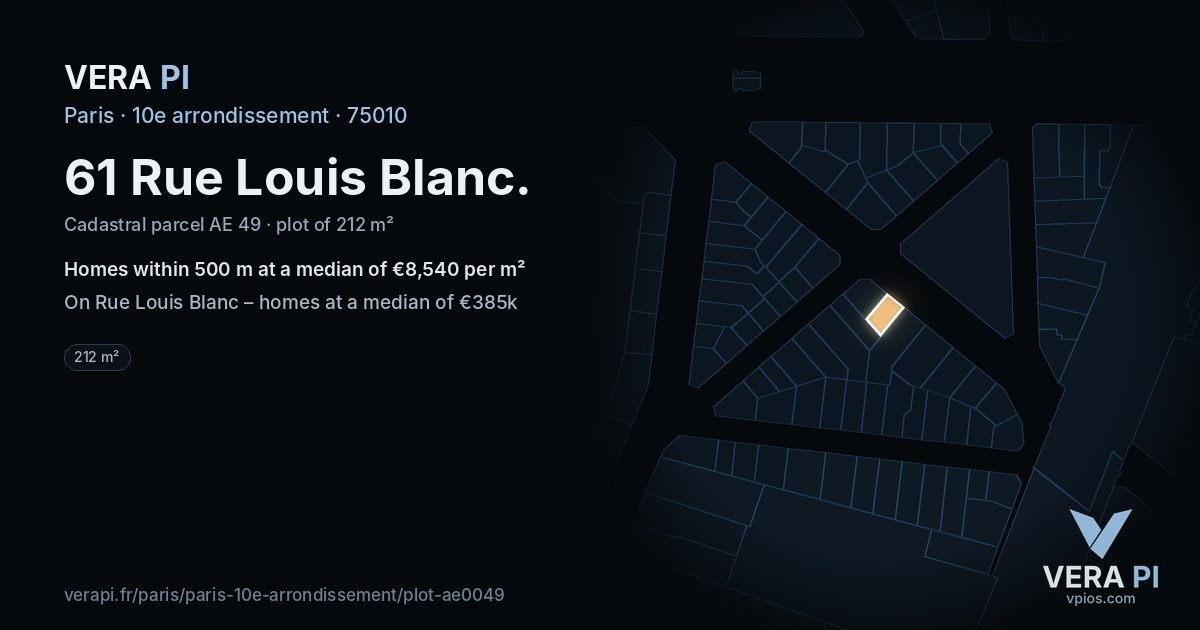 61 Rue Louis Blanc, 10e arrondissement at night – the plot lit, the parcels around coloured by the prices near them