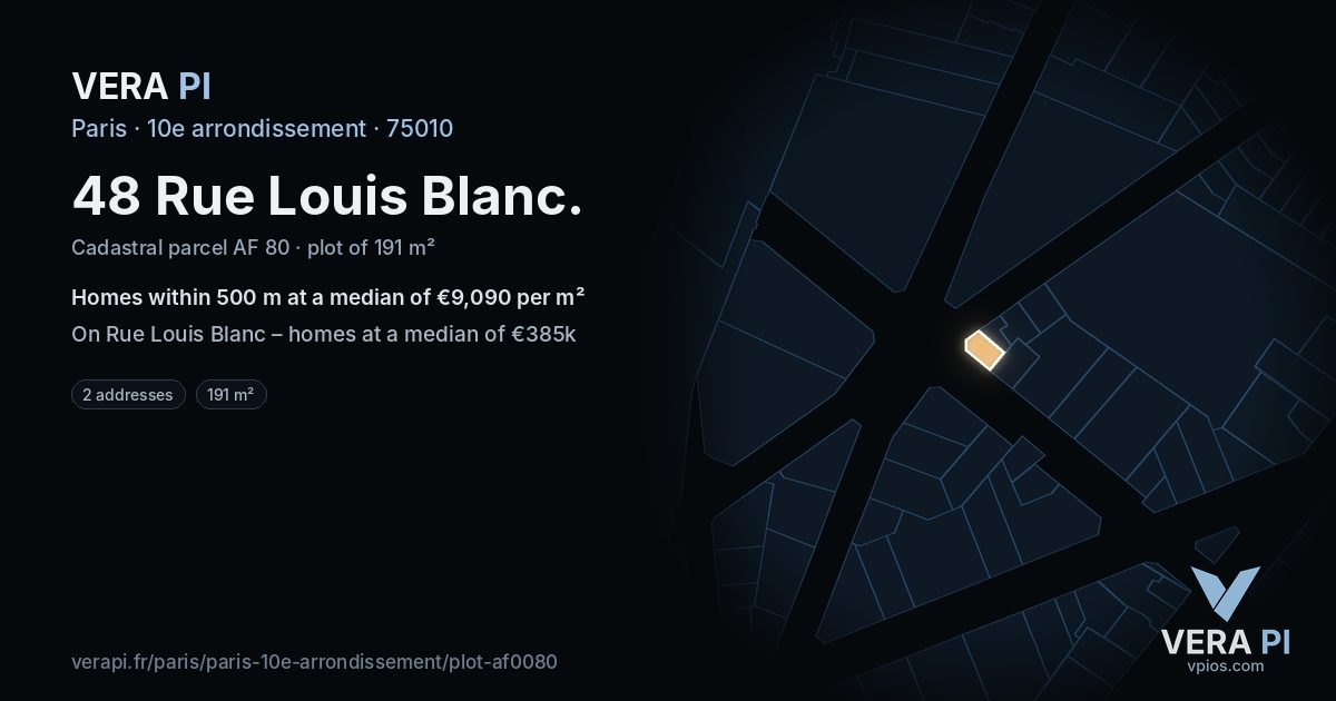 48 Rue Louis Blanc, 10e arrondissement at night – the plot lit, the parcels around coloured by the prices near them