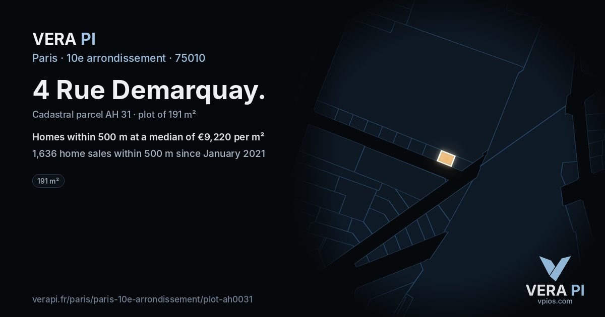 4 Rue Demarquay, 10e arrondissement at night – the plot lit, the parcels around coloured by the prices near them