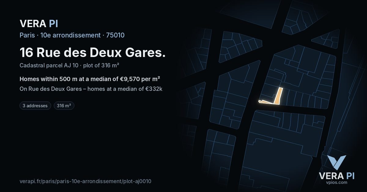 16 Rue des Deux Gares, 10e arrondissement at night – the plot lit, the parcels around coloured by the prices near them