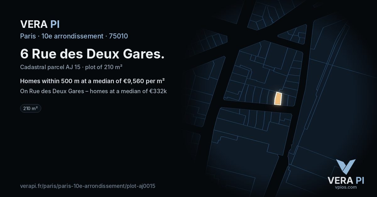 6 Rue des Deux Gares, 10e arrondissement at night – the plot lit, the parcels around coloured by the prices near them