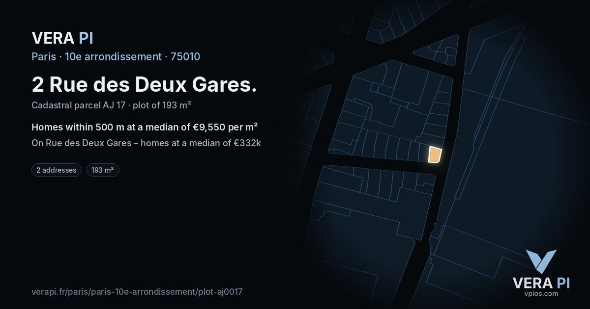 2 Rue des Deux Gares, 10e arrondissement at night – the plot lit, the parcels around coloured by the prices near them