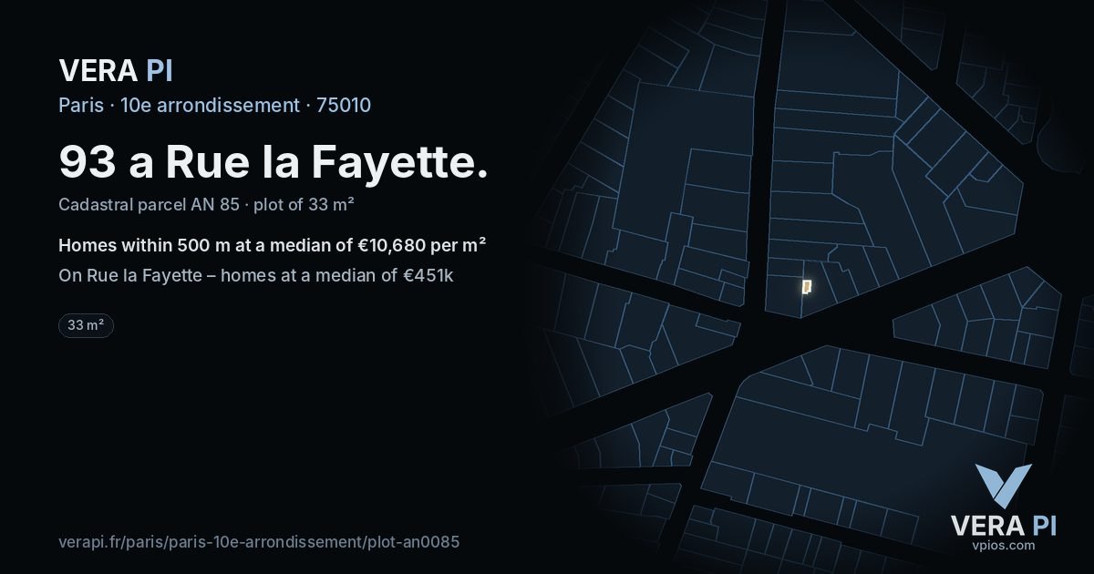 93 a Rue la Fayette, 10e arrondissement at night – the plot lit, the parcels around coloured by the prices near them