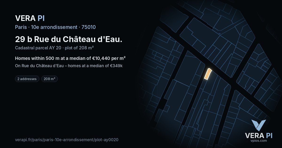 29 b Rue du Château d'Eau, 10e arrondissement at night – the plot lit, the parcels around coloured by the prices near them