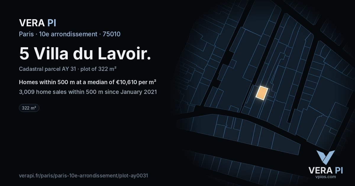 5 Villa du Lavoir, 10e arrondissement at night – the plot lit, the parcels around coloured by the prices near them