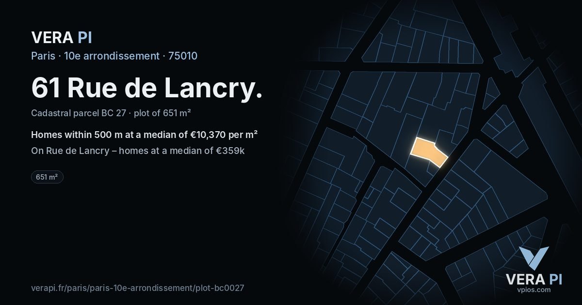 61 Rue de Lancry, 10e arrondissement at night – the plot lit, the parcels around coloured by the prices near them