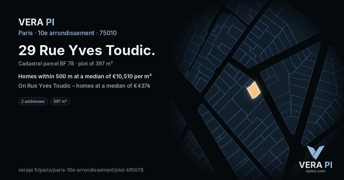29 Rue Yves Toudic, 10e arrondissement at night – the plot lit, the parcels around coloured by the prices near them