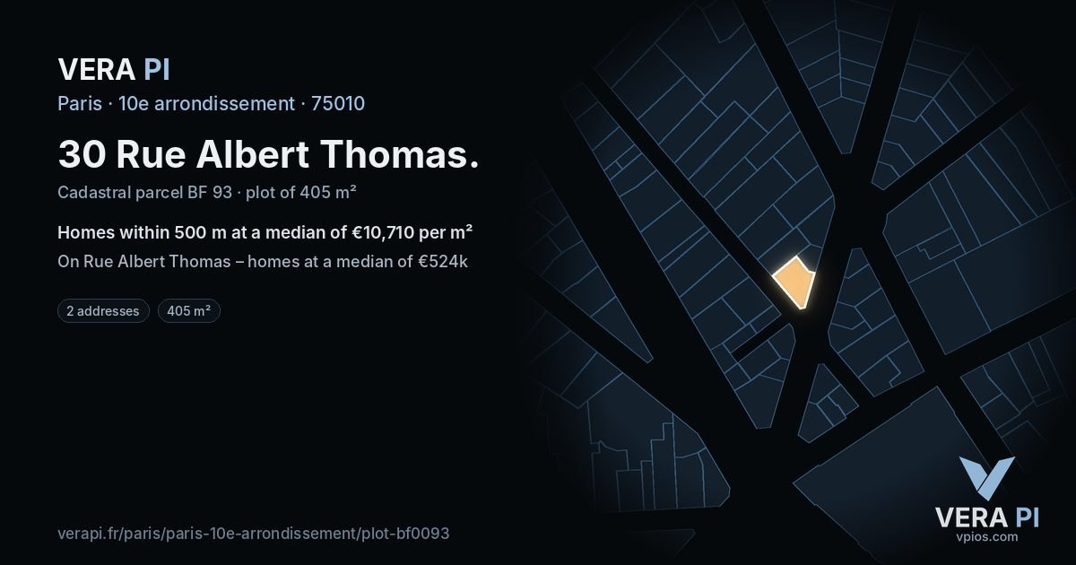 30 Rue Albert Thomas, 10e arrondissement at night – the plot lit, the parcels around coloured by the prices near them