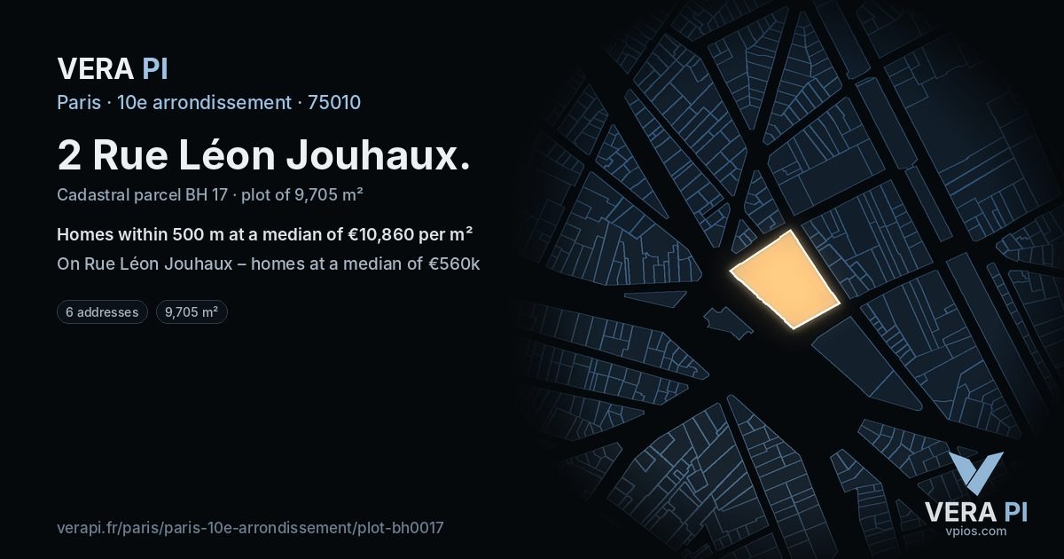 2 Rue Léon Jouhaux, 10e arrondissement at night – the plot lit, the parcels around coloured by the prices near them