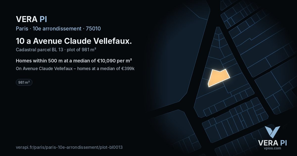 10 a Avenue Claude Vellefaux, 10e arrondissement at night – the plot lit, the parcels around coloured by the prices near them