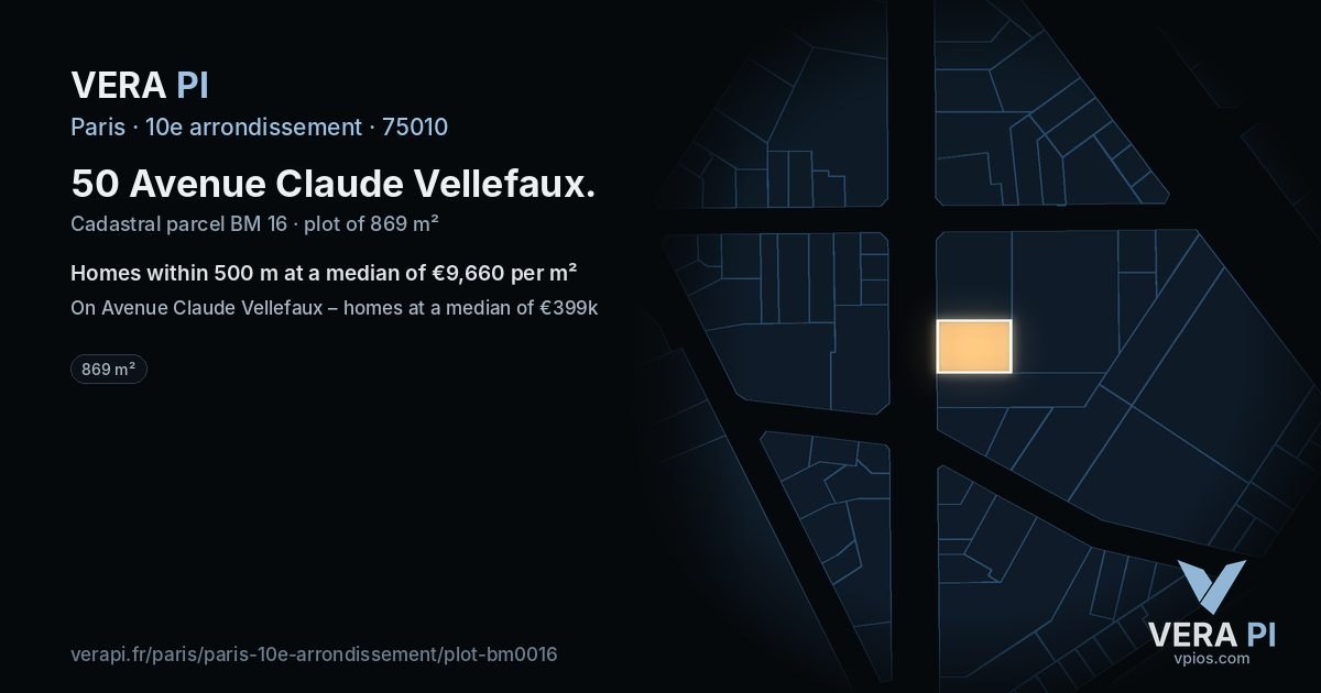 50 Avenue Claude Vellefaux, 10e arrondissement at night – the plot lit, the parcels around coloured by the prices near them