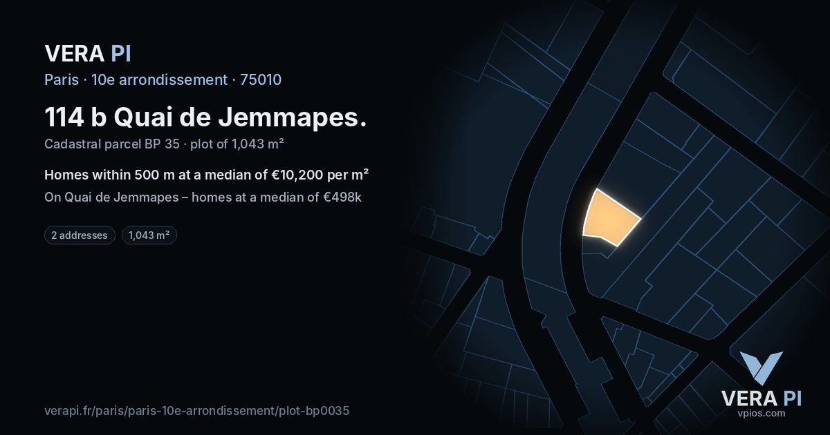 114 b Quai de Jemmapes, 10e arrondissement at night – the plot lit, the parcels around coloured by the prices near them