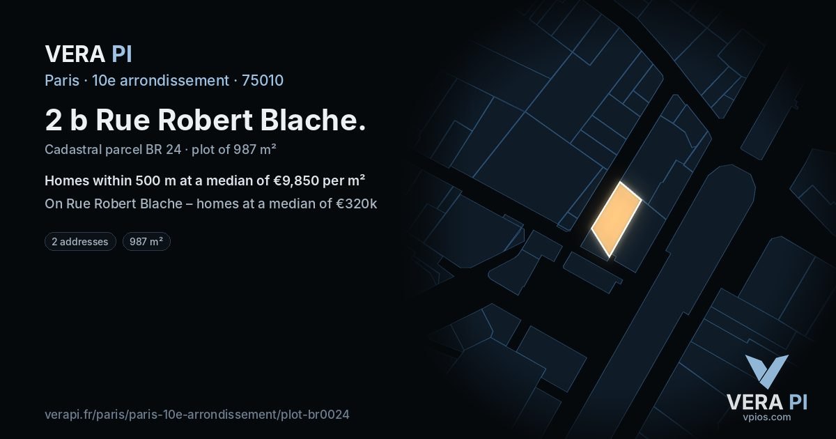 2 b Rue Robert Blache, 10e arrondissement at night – the plot lit, the parcels around coloured by the prices near them