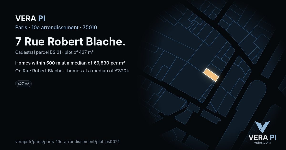 7 Rue Robert Blache, 10e arrondissement at night – the plot lit, the parcels around coloured by the prices near them