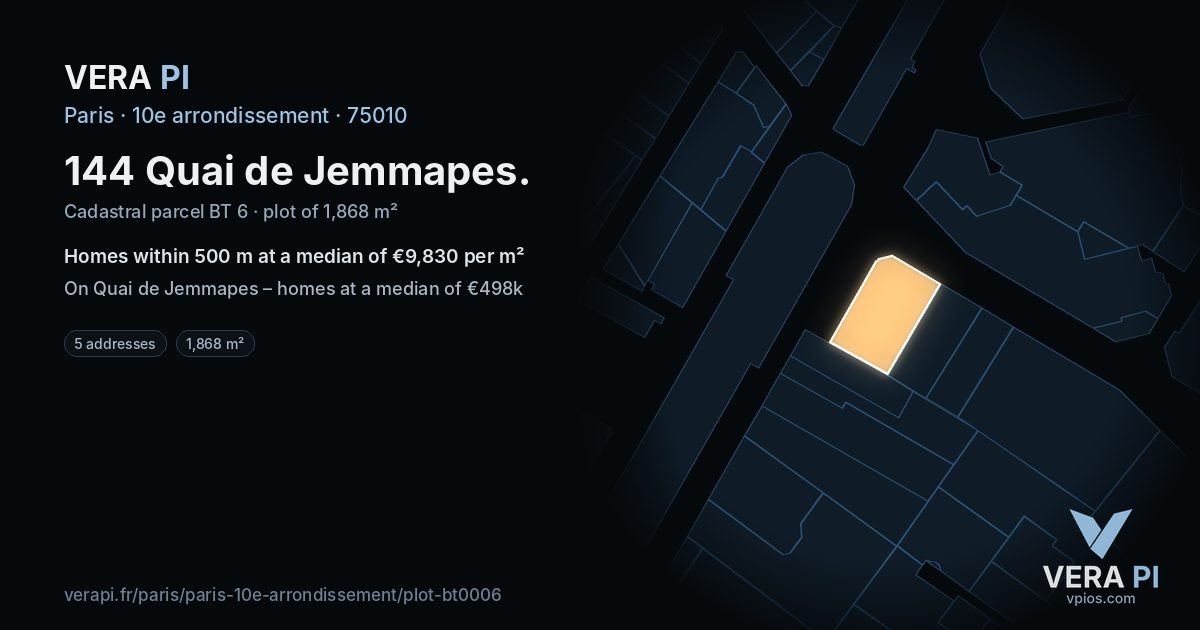 144 Quai de Jemmapes, 10e arrondissement at night – the plot lit, the parcels around coloured by the prices near them
