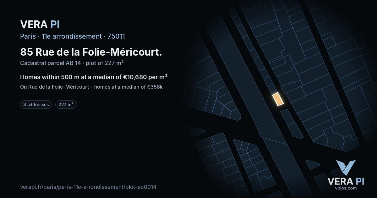 85 Rue de la Folie-Méricourt, 11e arrondissement at night – the plot lit, the parcels around coloured by the prices near them