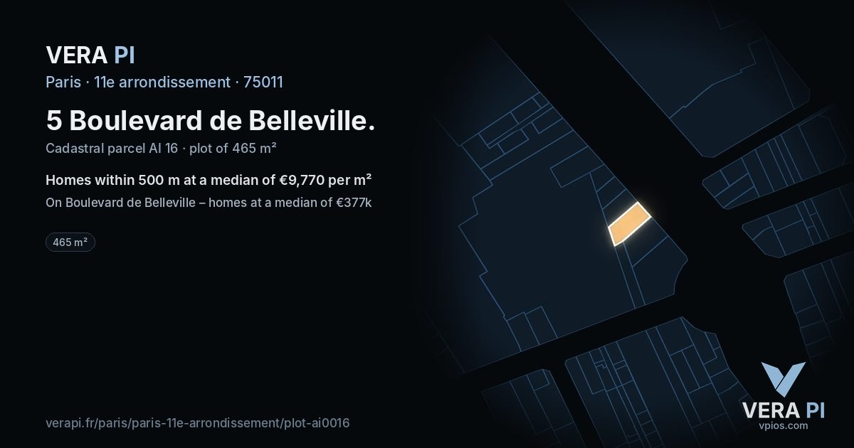 5 Boulevard de Belleville, 11e arrondissement at night – the plot lit, the parcels around coloured by the prices near them