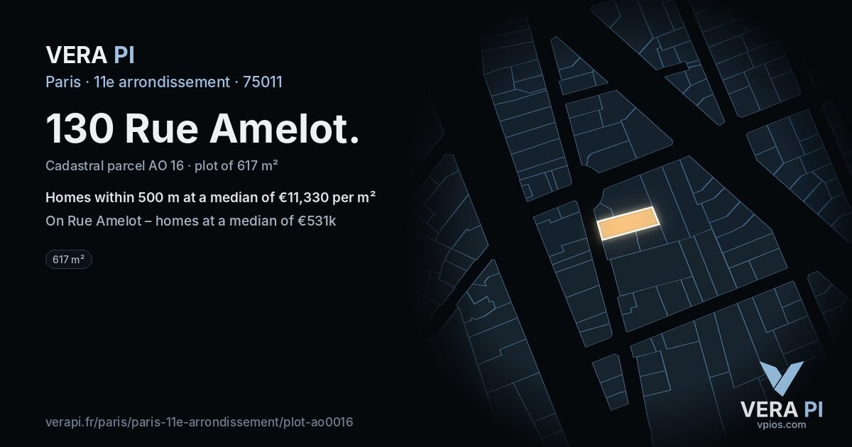 130 Rue Amelot, 11e arrondissement at night – the plot lit, the parcels around coloured by the prices near them