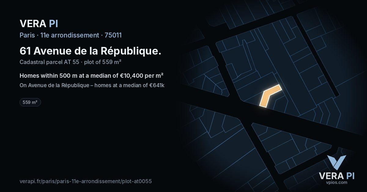 61 Avenue de la République, 11e arrondissement at night – the plot lit, the parcels around coloured by the prices near them