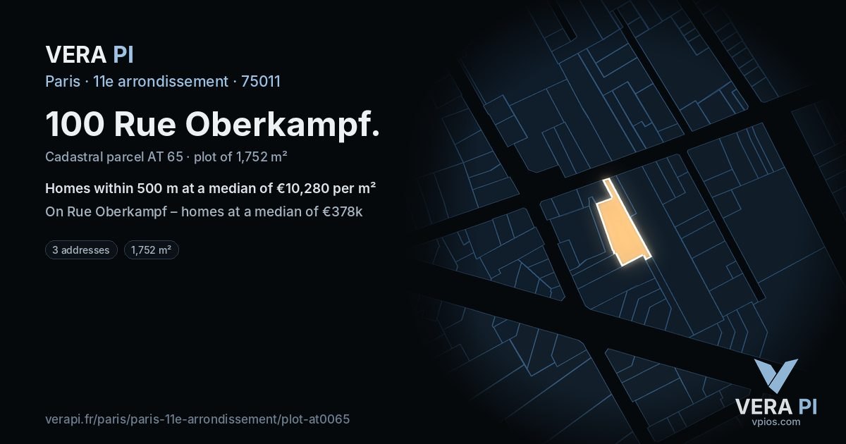 100 Rue Oberkampf, 11e arrondissement at night – the plot lit, the parcels around coloured by the prices near them