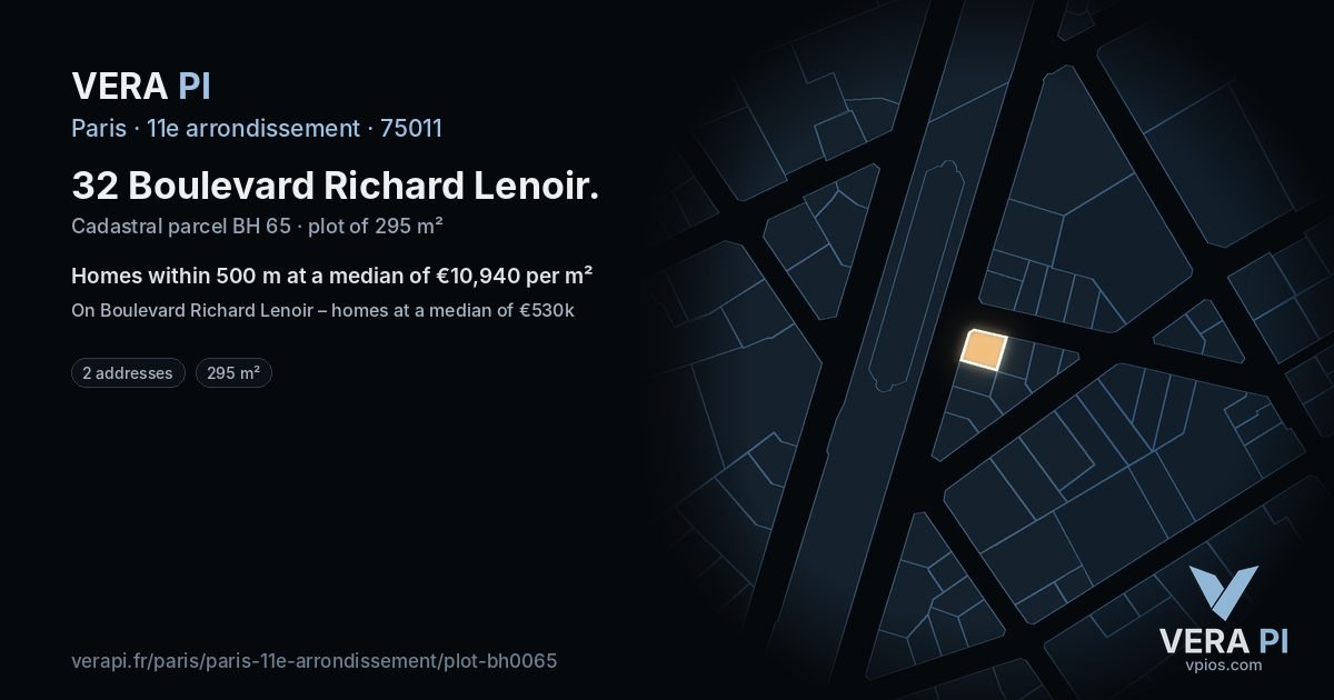 32 Boulevard Richard Lenoir, 11e arrondissement at night – the plot lit, the parcels around coloured by the prices near them