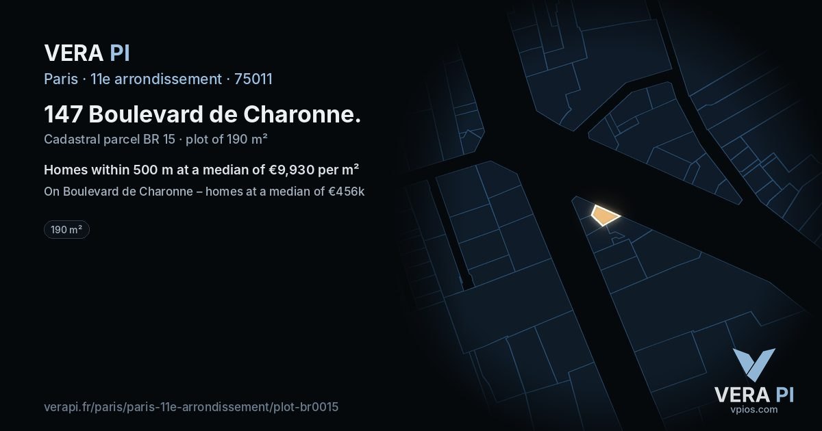 147 Boulevard de Charonne, 11e arrondissement at night – the plot lit, the parcels around coloured by the prices near them