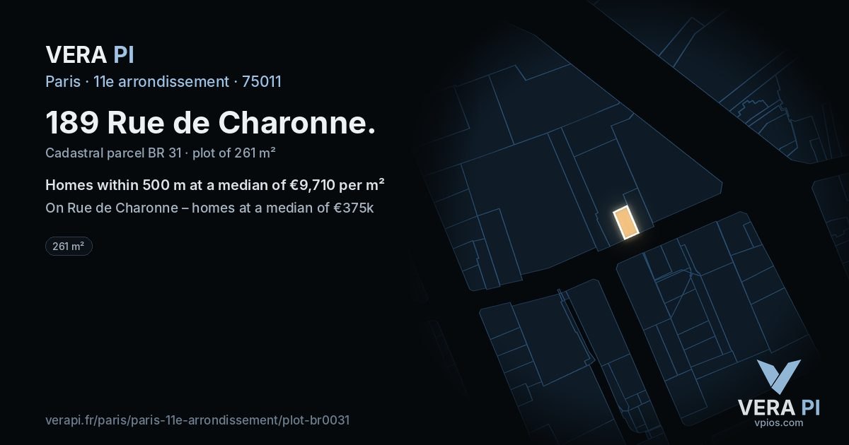 189 Rue de Charonne, 11e arrondissement at night – the plot lit, the parcels around coloured by the prices near them