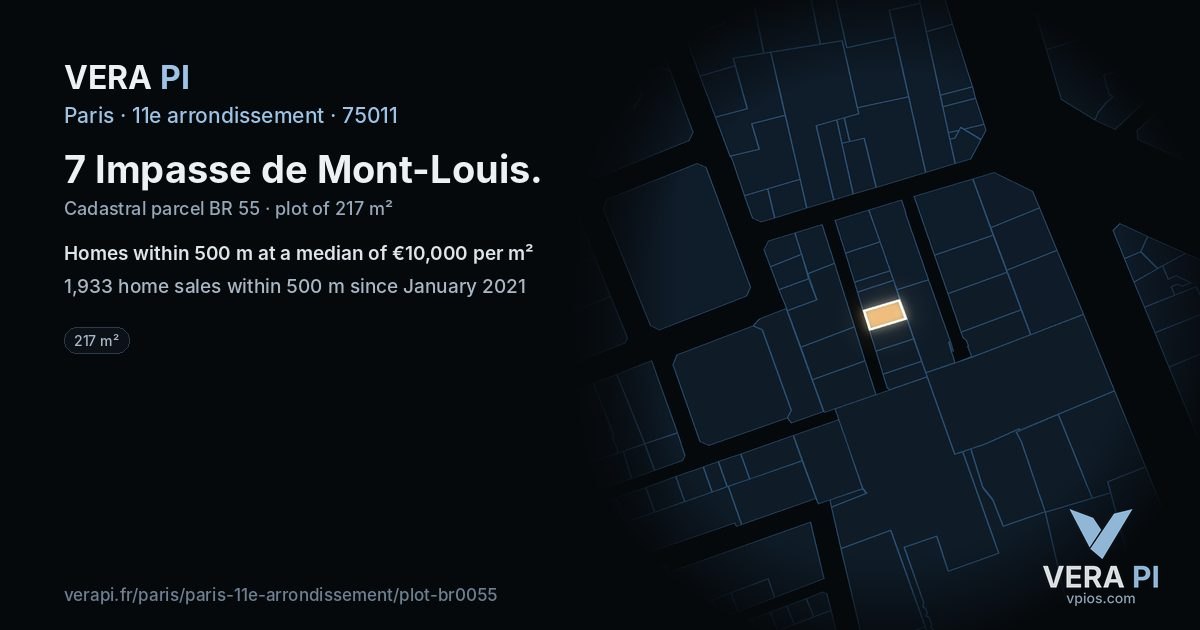 7 Impasse de Mont-Louis, 11e arrondissement at night – the plot lit, the parcels around coloured by the prices near them