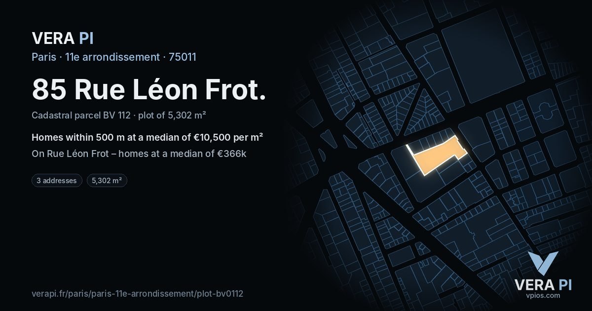 85 Rue Léon Frot, 11e arrondissement at night – the plot lit, the parcels around coloured by the prices near them