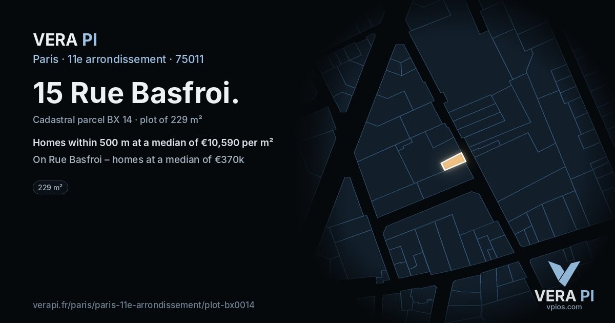 15 Rue Basfroi, 11e arrondissement at night – the plot lit, the parcels around coloured by the prices near them