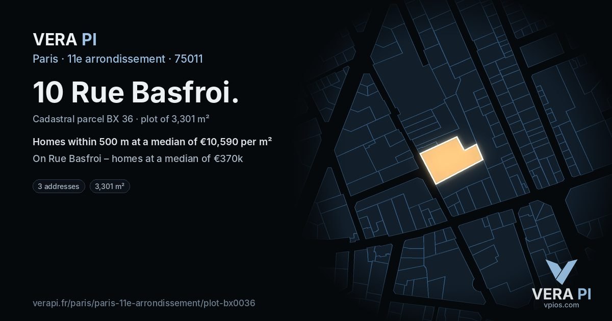 10 Rue Basfroi, 11e arrondissement at night – the plot lit, the parcels around coloured by the prices near them