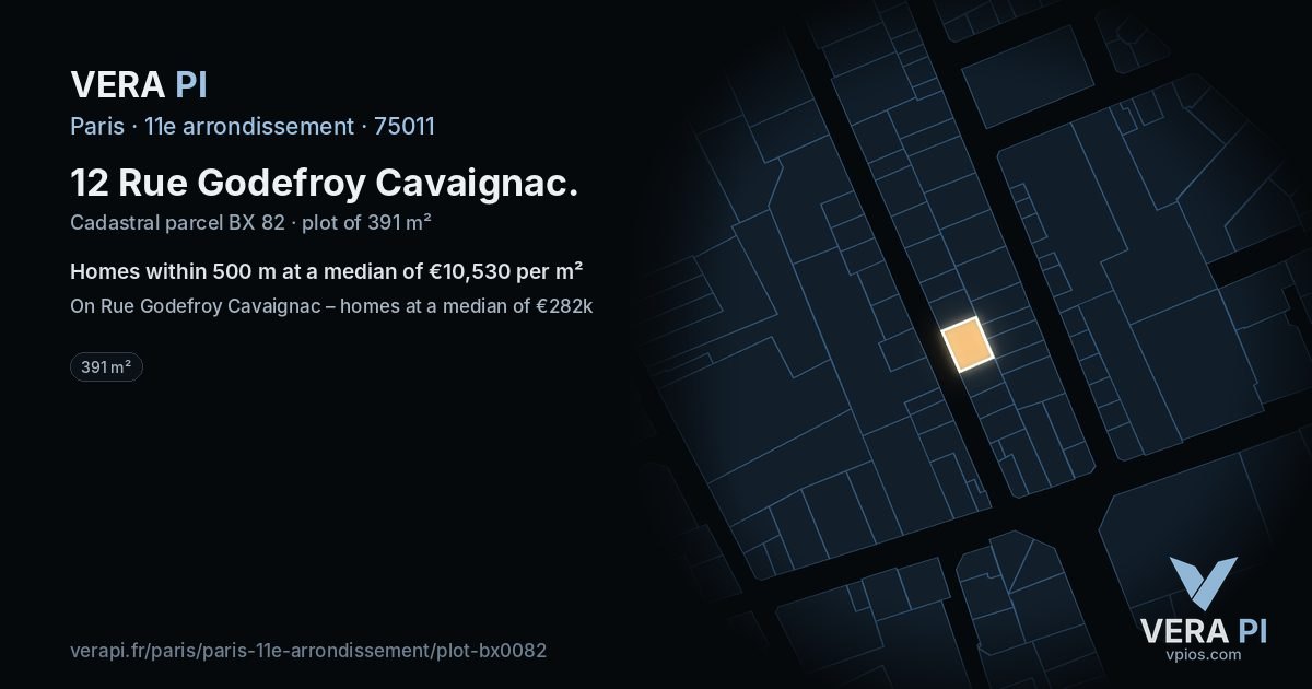 12 Rue Godefroy Cavaignac, 11e arrondissement at night – the plot lit, the parcels around coloured by the prices near them