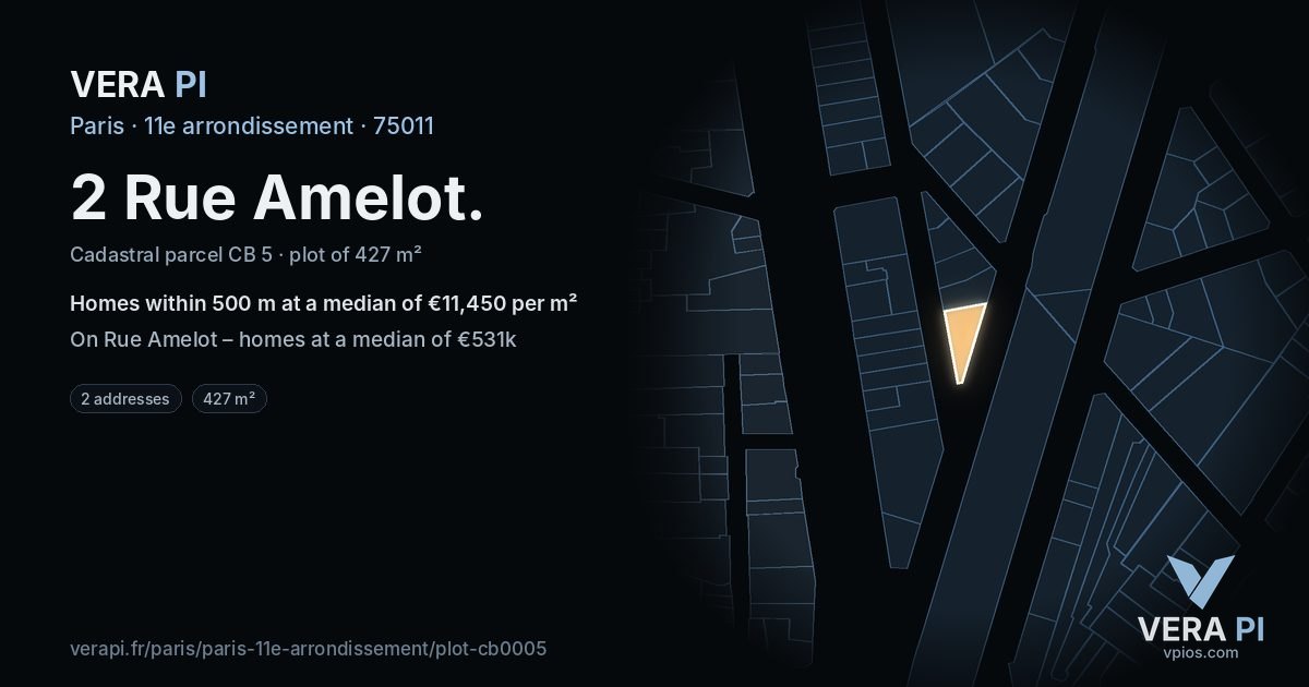 2 Rue Amelot, 11e arrondissement at night – the plot lit, the parcels around coloured by the prices near them