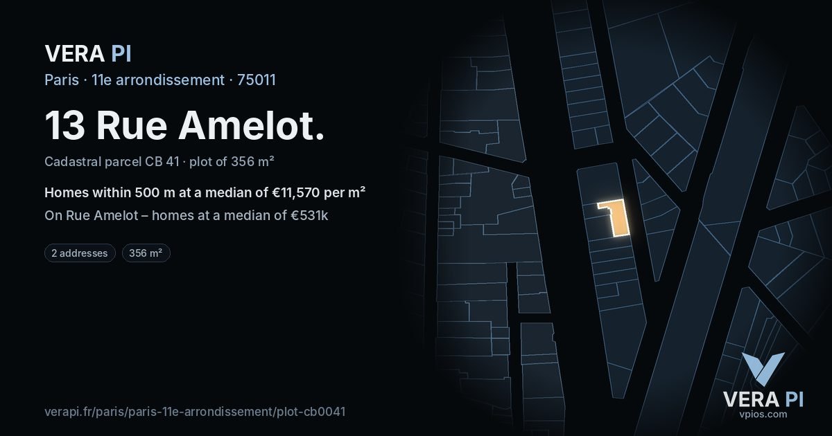13 Rue Amelot, 11e arrondissement at night – the plot lit, the parcels around coloured by the prices near them