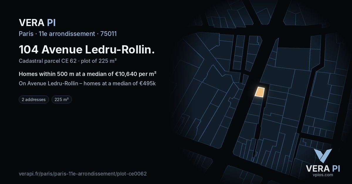 104 Avenue Ledru-Rollin, 11e arrondissement at night – the plot lit, the parcels around coloured by the prices near them