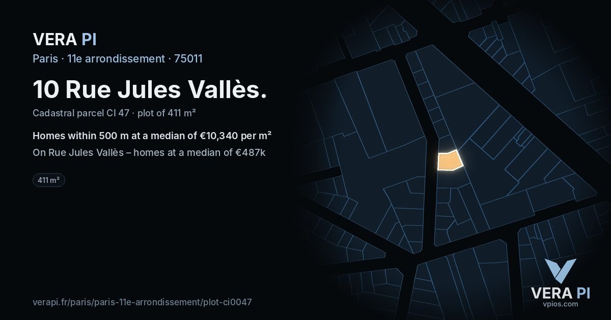 10 Rue Jules Vallès, 11e arrondissement at night – the plot lit, the parcels around coloured by the prices near them