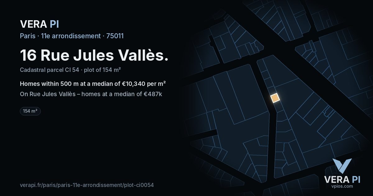 16 Rue Jules Vallès, 11e arrondissement at night – the plot lit, the parcels around coloured by the prices near them