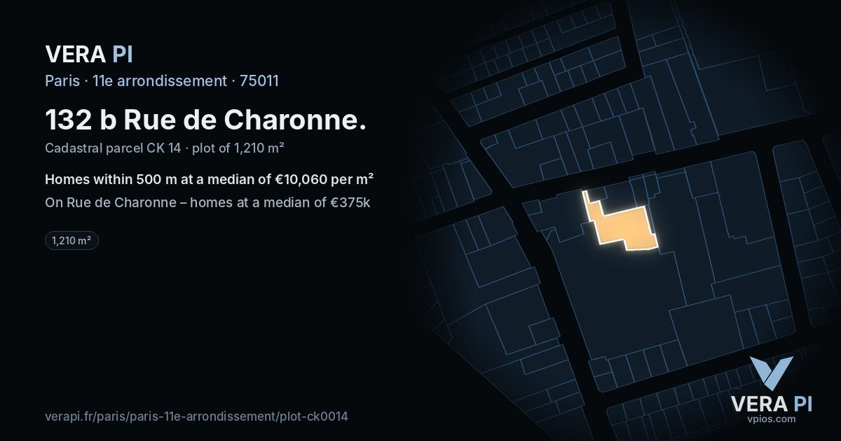 132 b Rue de Charonne, 11e arrondissement at night – the plot lit, the parcels around coloured by the prices near them