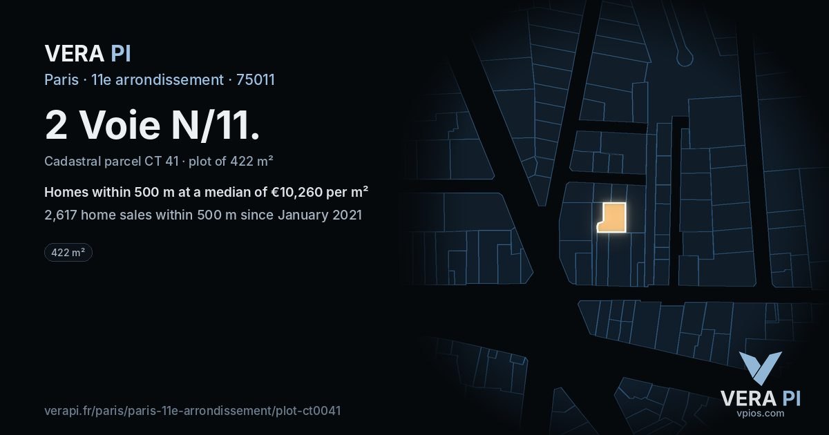 2 Voie N/11, 11e arrondissement at night – the plot lit, the parcels around coloured by the prices near them
