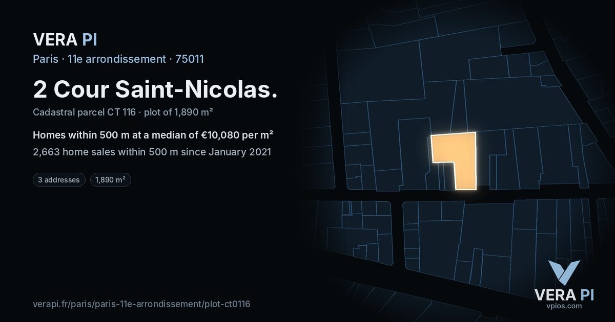2 Cour Saint-Nicolas, 11e arrondissement at night – the plot lit, the parcels around coloured by the prices near them