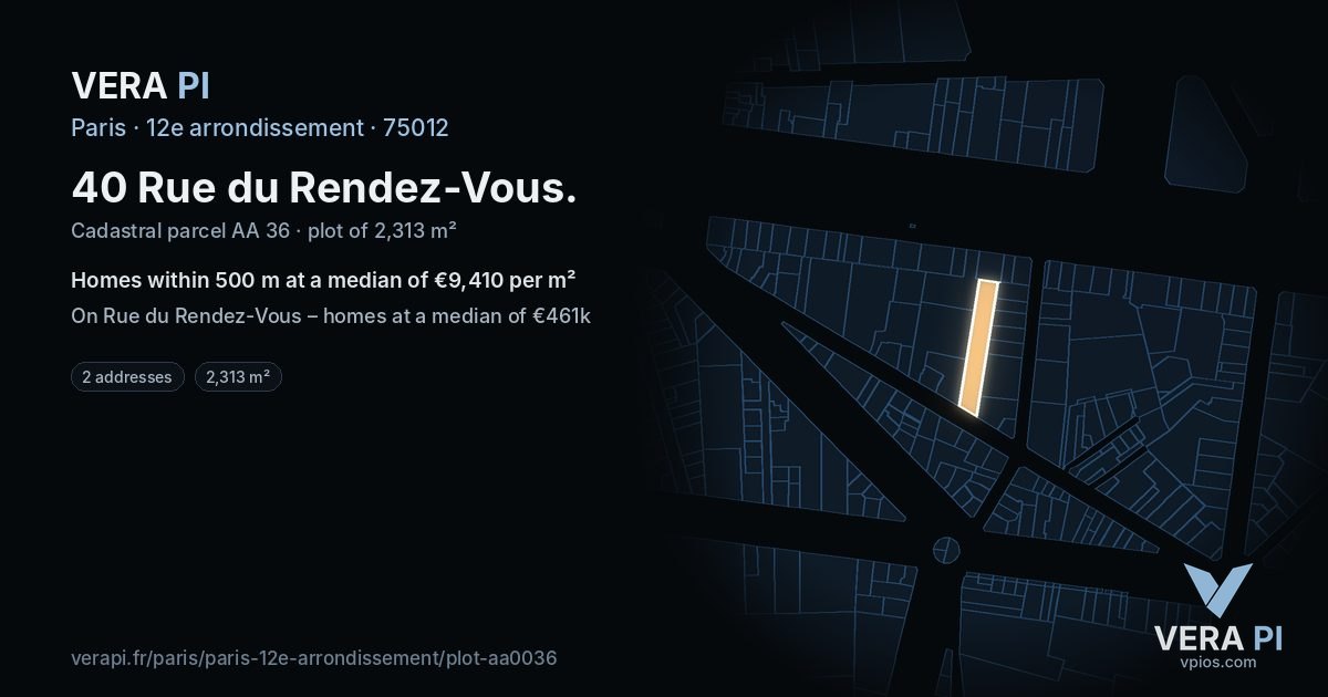 40 Rue du Rendez-Vous, 12e arrondissement at night – the plot lit, the parcels around coloured by the prices near them