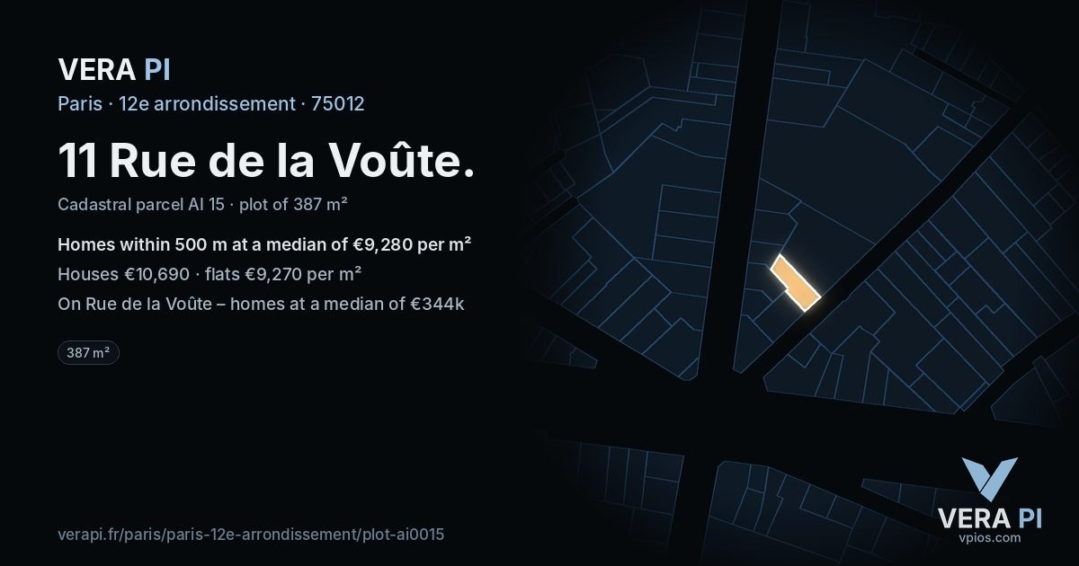 11 Rue de la Voûte, 12e arrondissement at night – the plot lit, the parcels around coloured by the prices near them