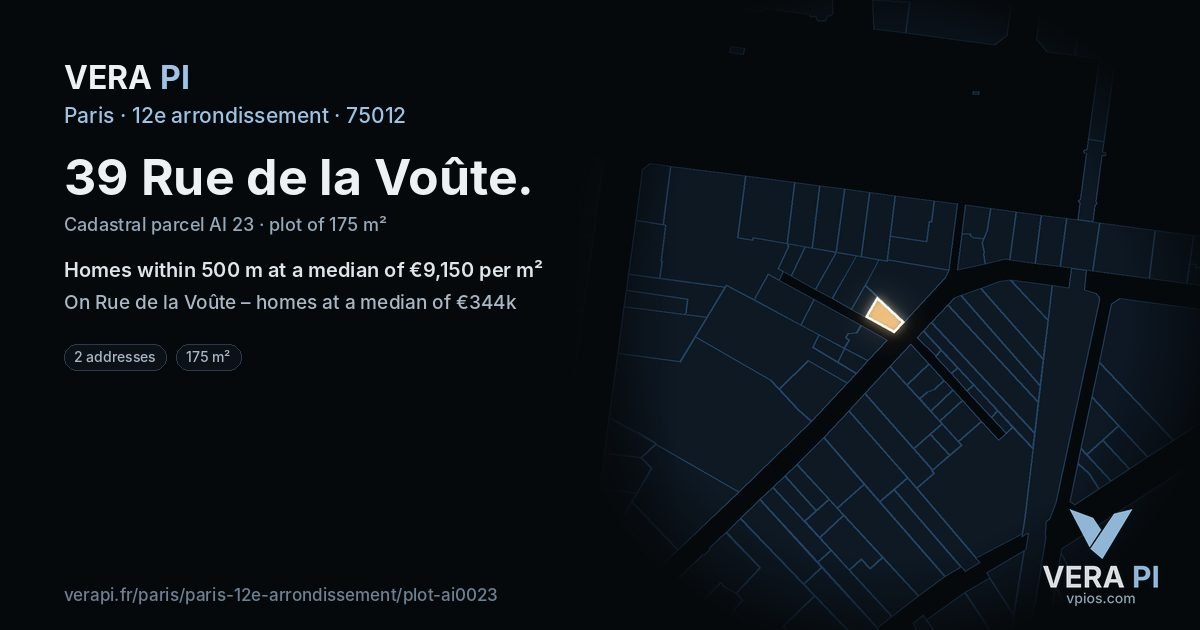 39 Rue de la Voûte, 12e arrondissement at night – the plot lit, the parcels around coloured by the prices near them