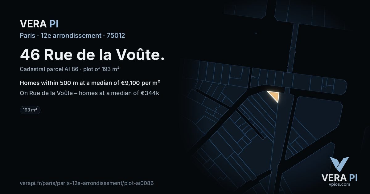 46 Rue de la Voûte, 12e arrondissement at night – the plot lit, the parcels around coloured by the prices near them