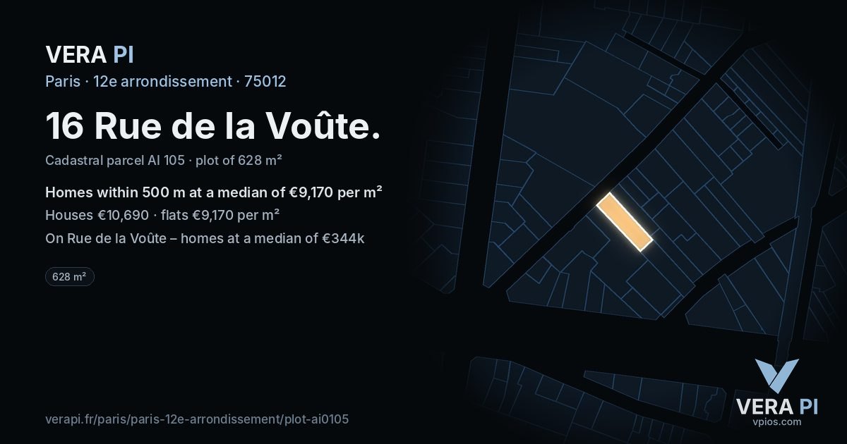16 Rue de la Voûte, 12e arrondissement at night – the plot lit, the parcels around coloured by the prices near them