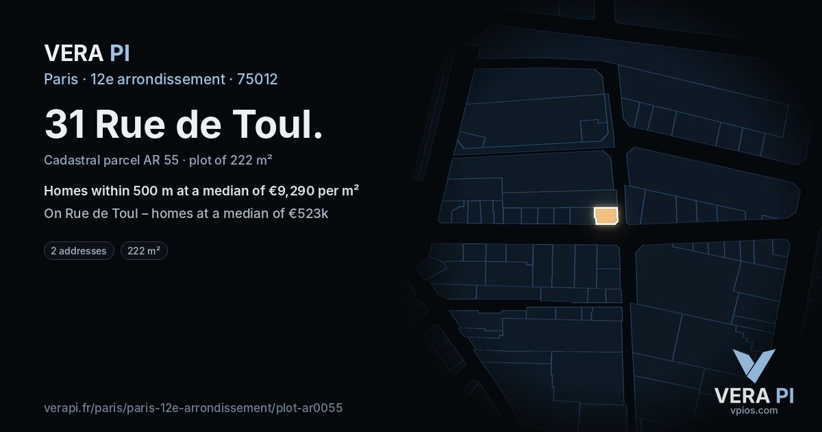 31 Rue de Toul, 12e arrondissement at night – the plot lit, the parcels around coloured by the prices near them