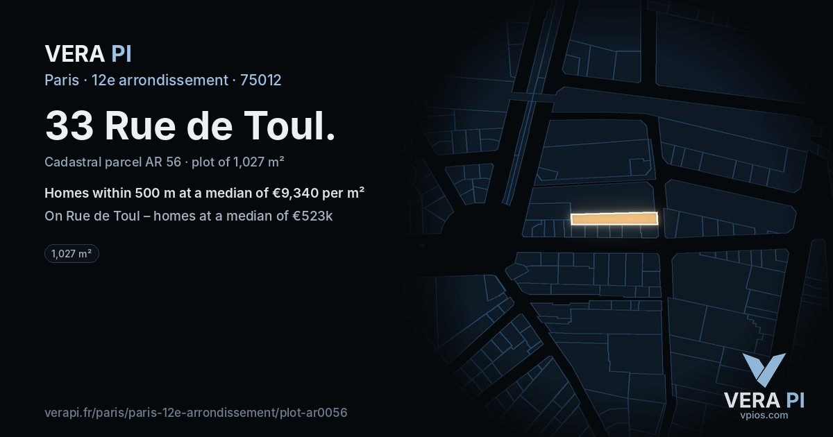 33 Rue de Toul, 12e arrondissement at night – the plot lit, the parcels around coloured by the prices near them