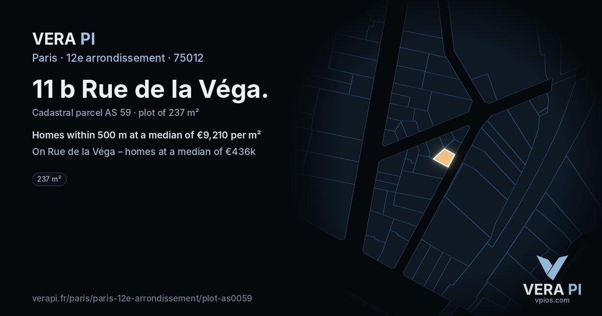 11 b Rue de la Véga, 12e arrondissement at night – the plot lit, the parcels around coloured by the prices near them