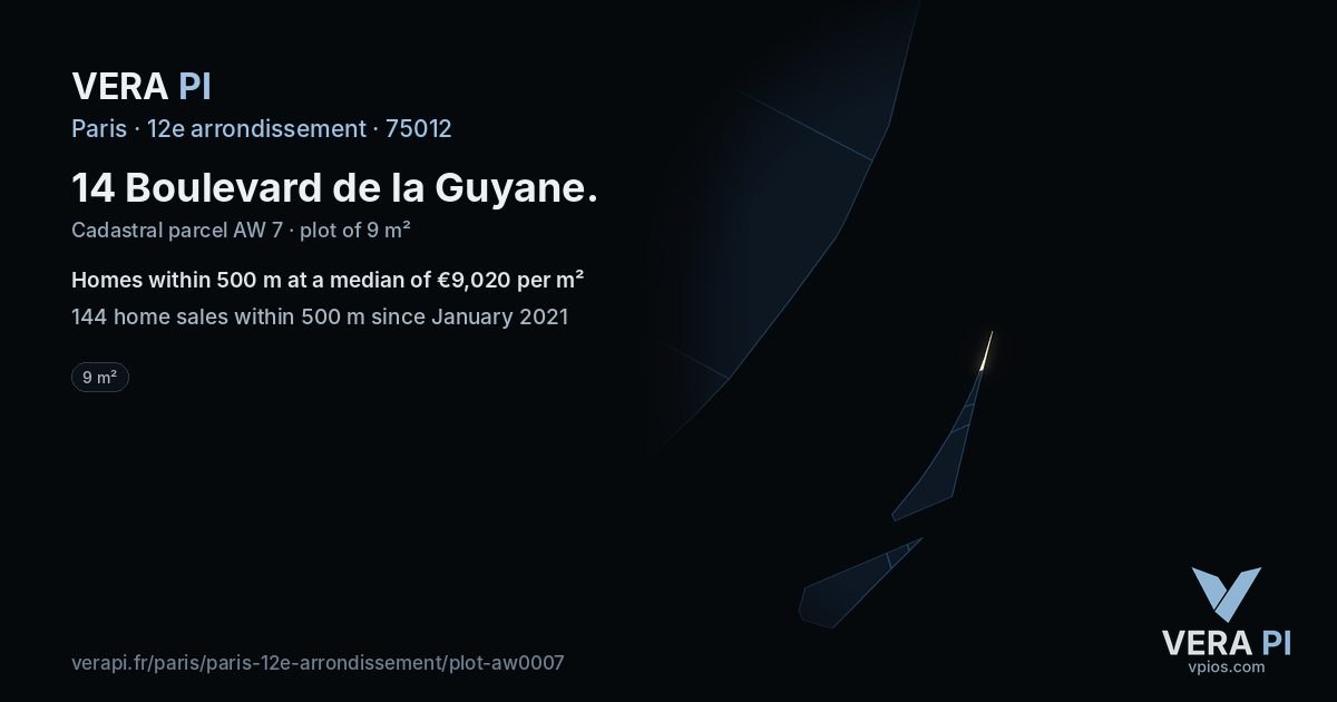 14 Boulevard de la Guyane, 12e arrondissement at night – the plot lit, the parcels around coloured by the prices near them