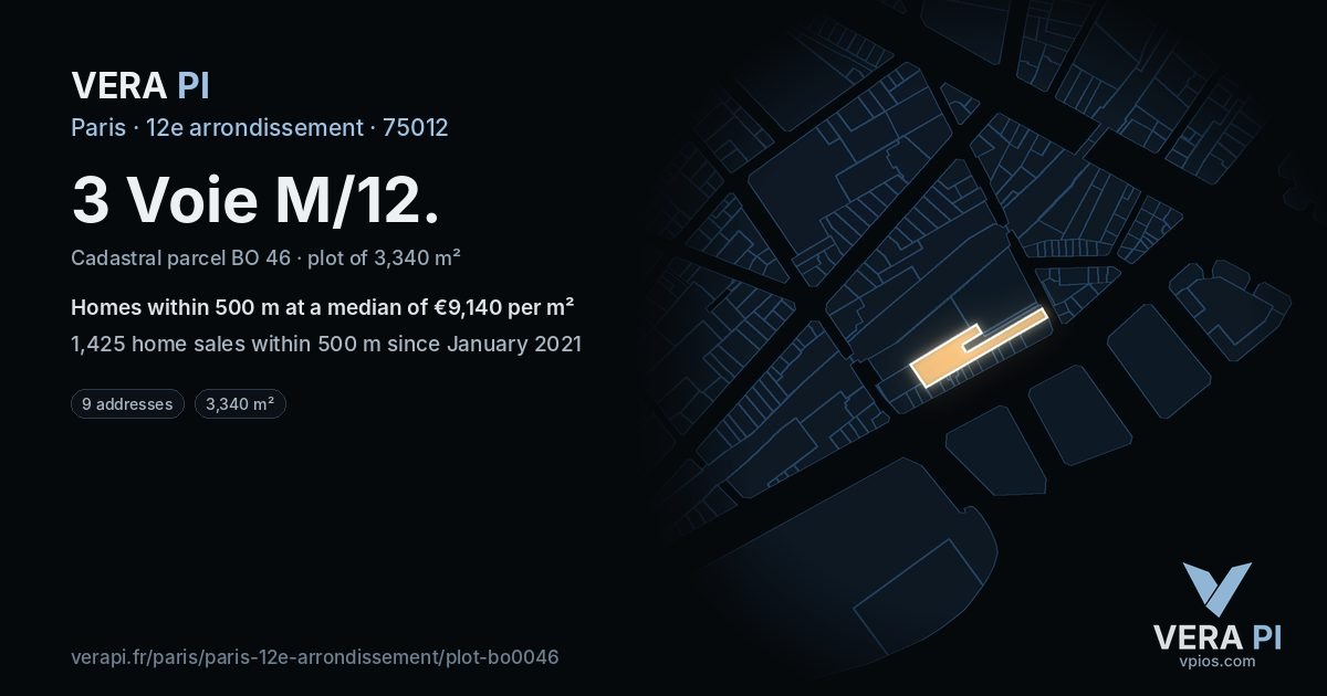 3 Voie M/12, 12e arrondissement at night – the plot lit, the parcels around coloured by the prices near them